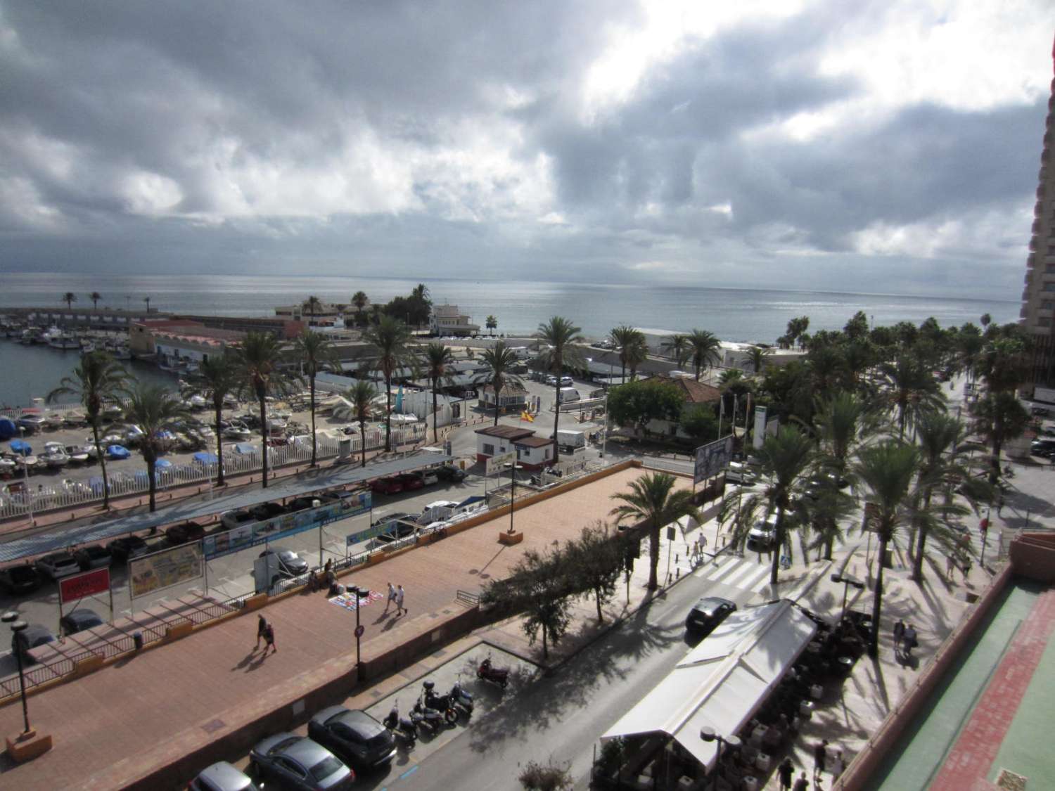 Lägenhet till salu i Zona Puerto Deportivo (Fuengirola)