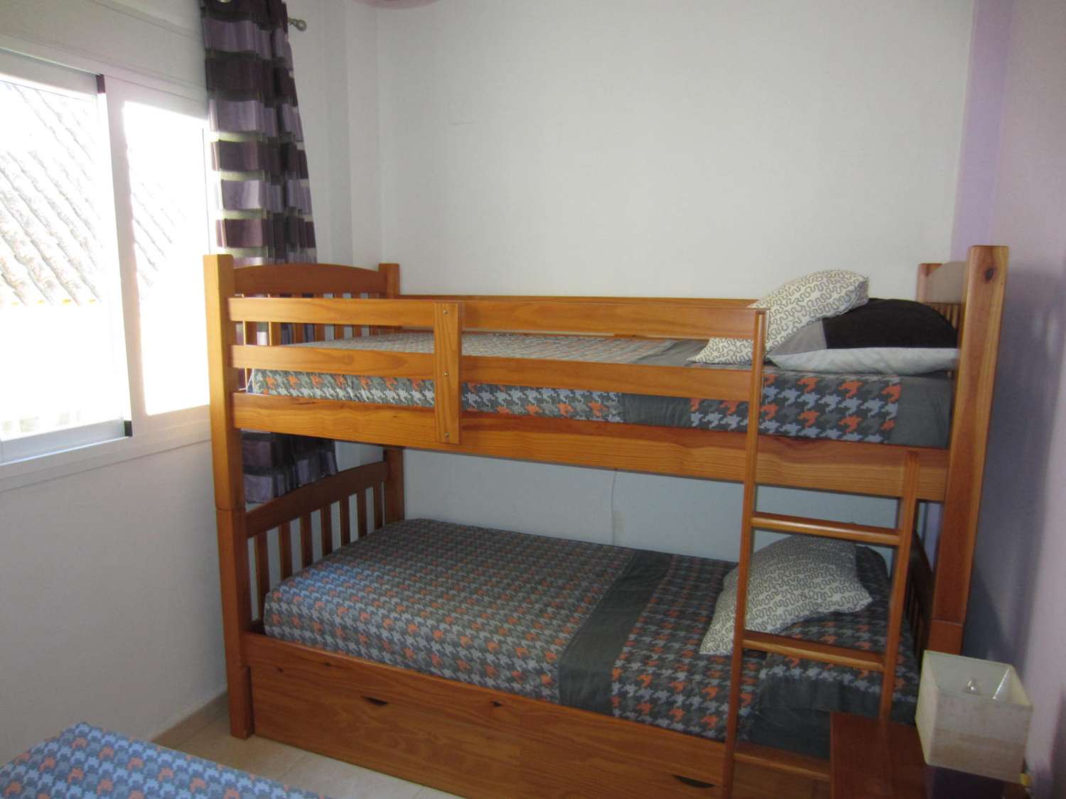 Takvåning uthyres i Zona Puerto Deportivo (Fuengirola)