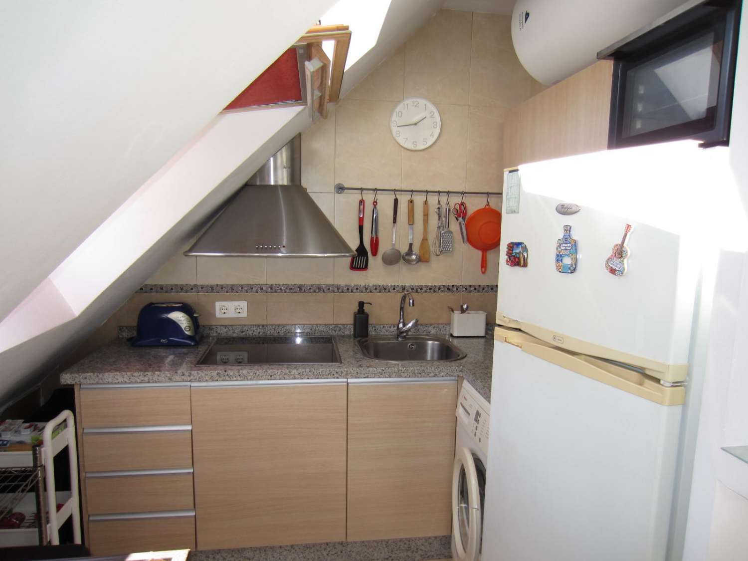 Takvåning uthyres i Zona Puerto Deportivo (Fuengirola)