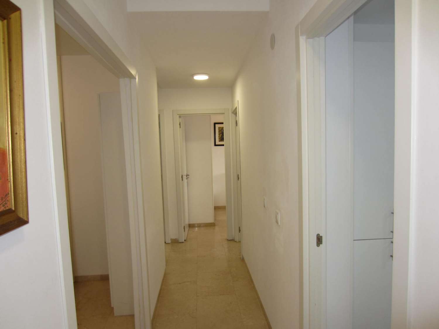 Flat for sale in Zona Puerto Deportivo (Fuengirola)