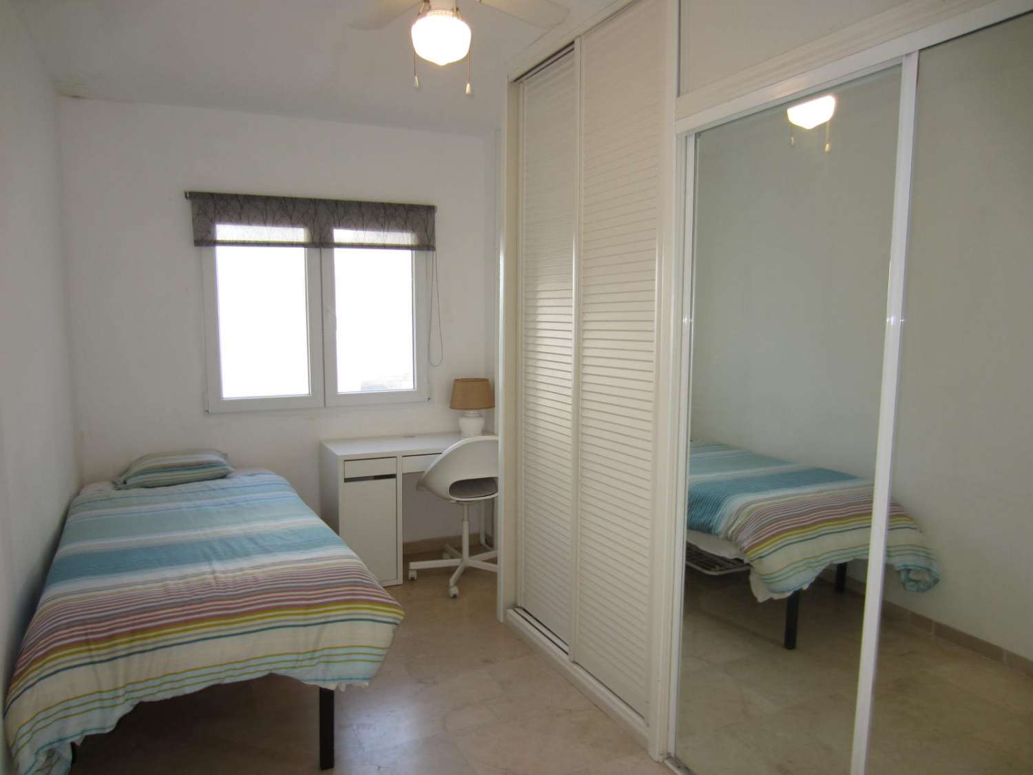 Flat for sale in Zona Puerto Deportivo (Fuengirola)