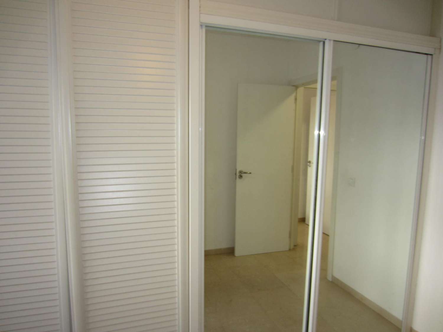 Flat for sale in Zona Puerto Deportivo (Fuengirola)