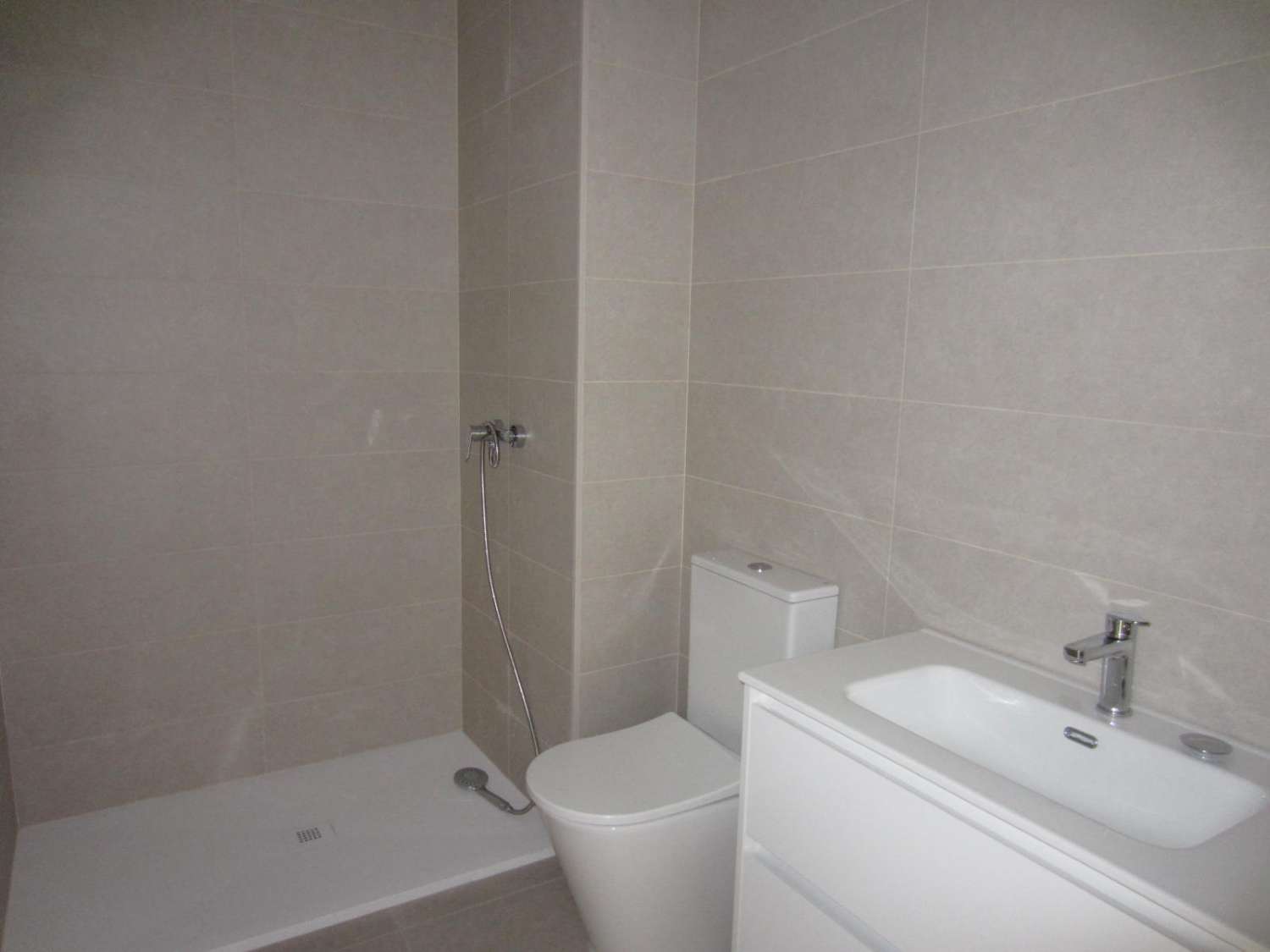 شقة للبيع في Zona Puerto Deportivo (Fuengirola)