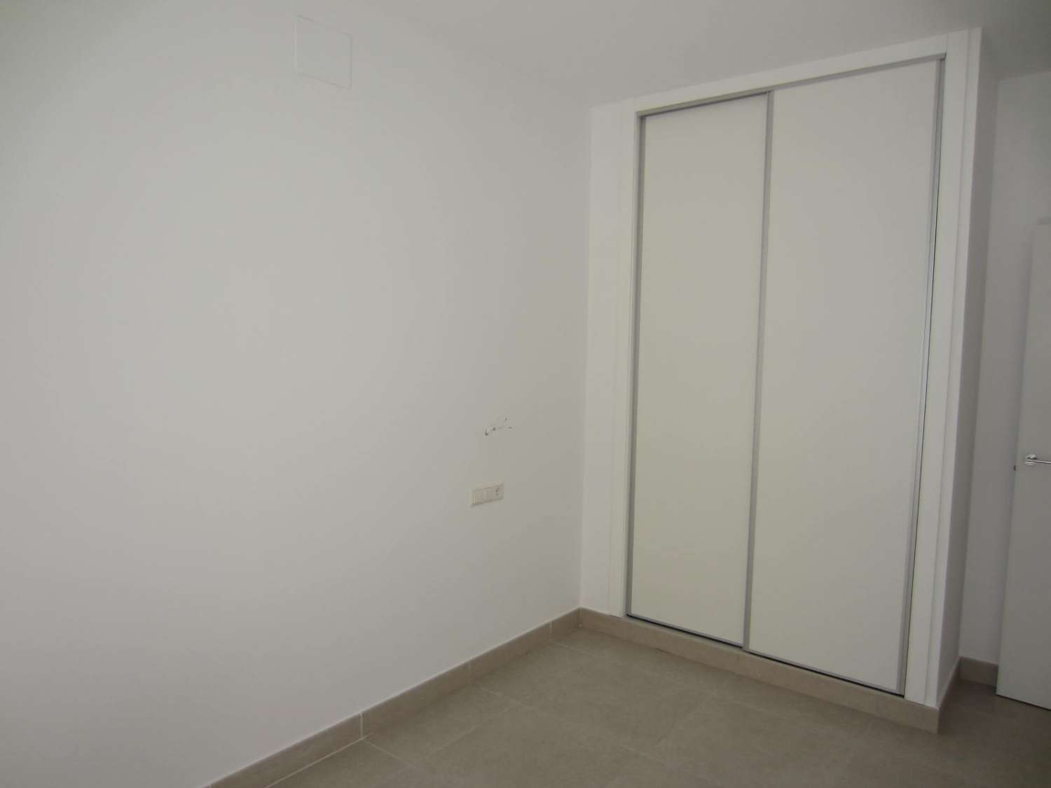 شقة للبيع في Zona Puerto Deportivo (Fuengirola)