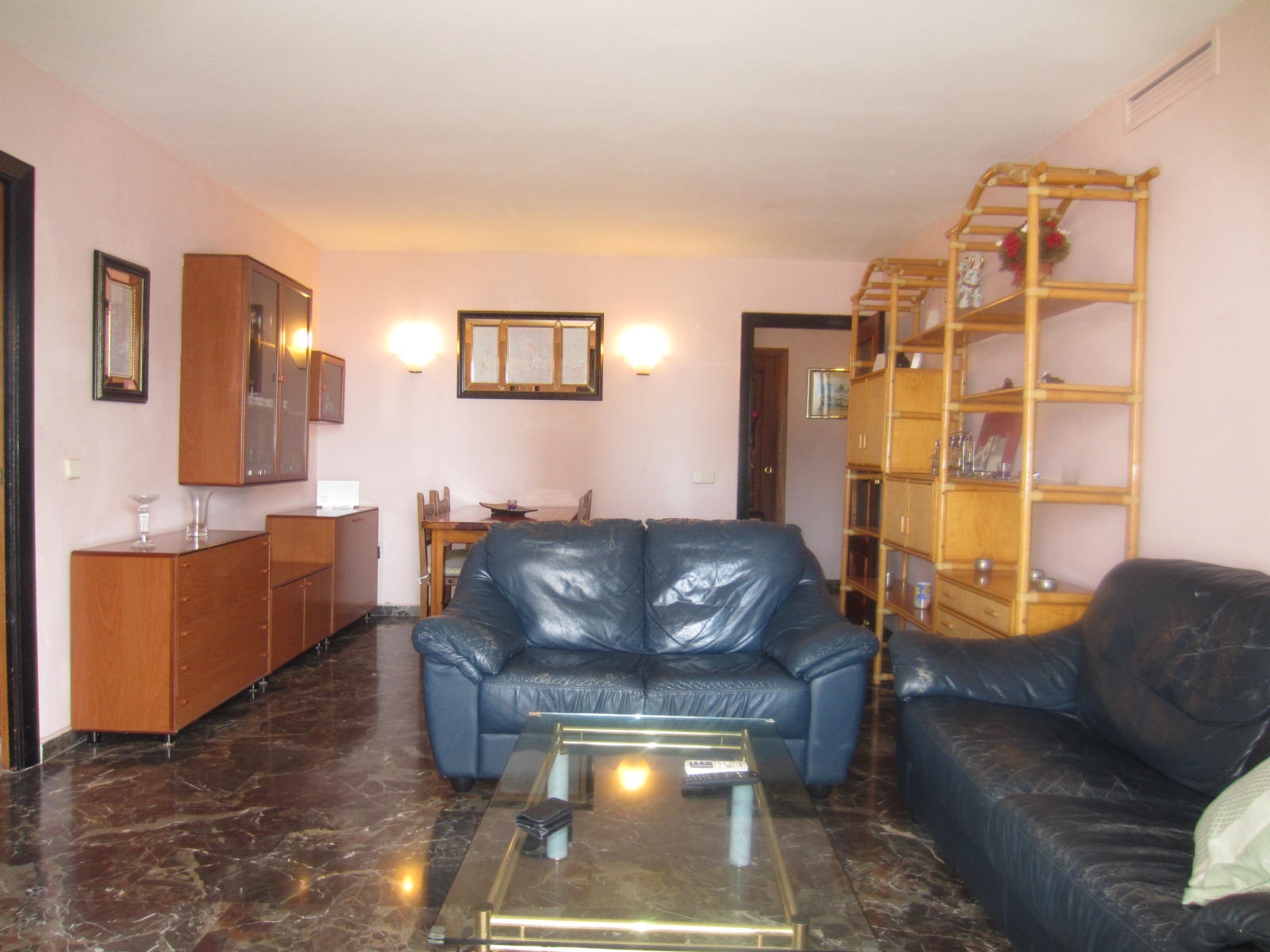 Lejlighed udlejes i Zona Puerto Deportivo (Fuengirola)