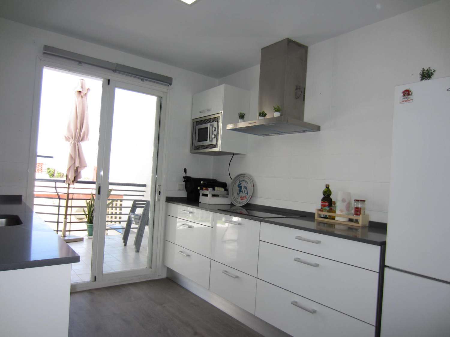 Duplex, 2 våningar uthyres i Calaburra - Chaparral (Mijas)