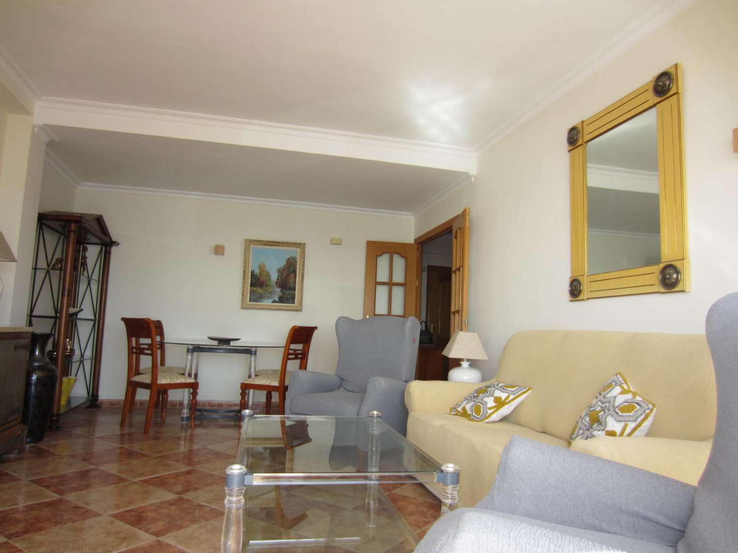 Petit Appartement en location à Zona Puerto Deportivo (Fuengirola)