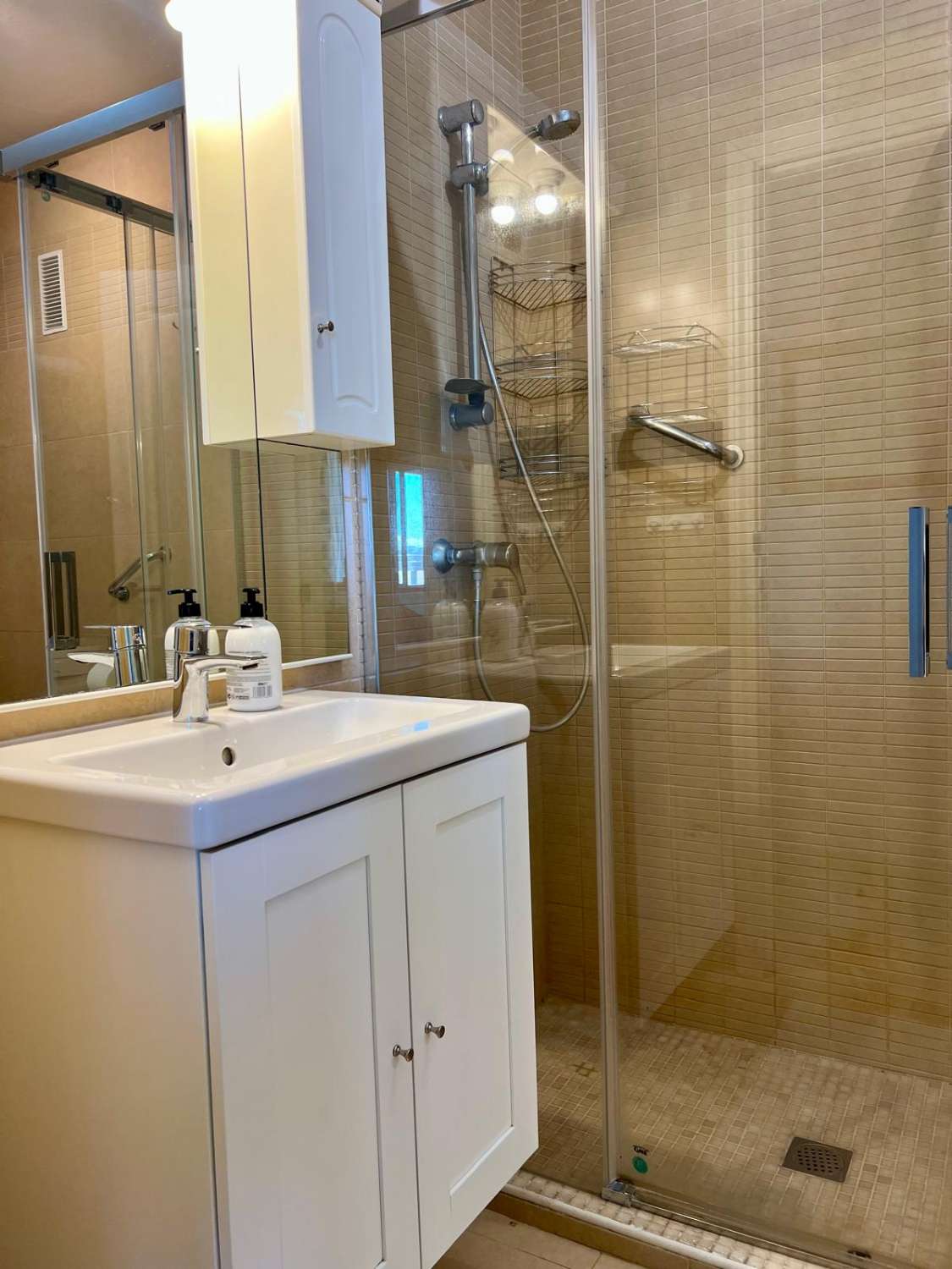 Apartamento en venta en Zona Puerto Deportivo (Fuengirola)