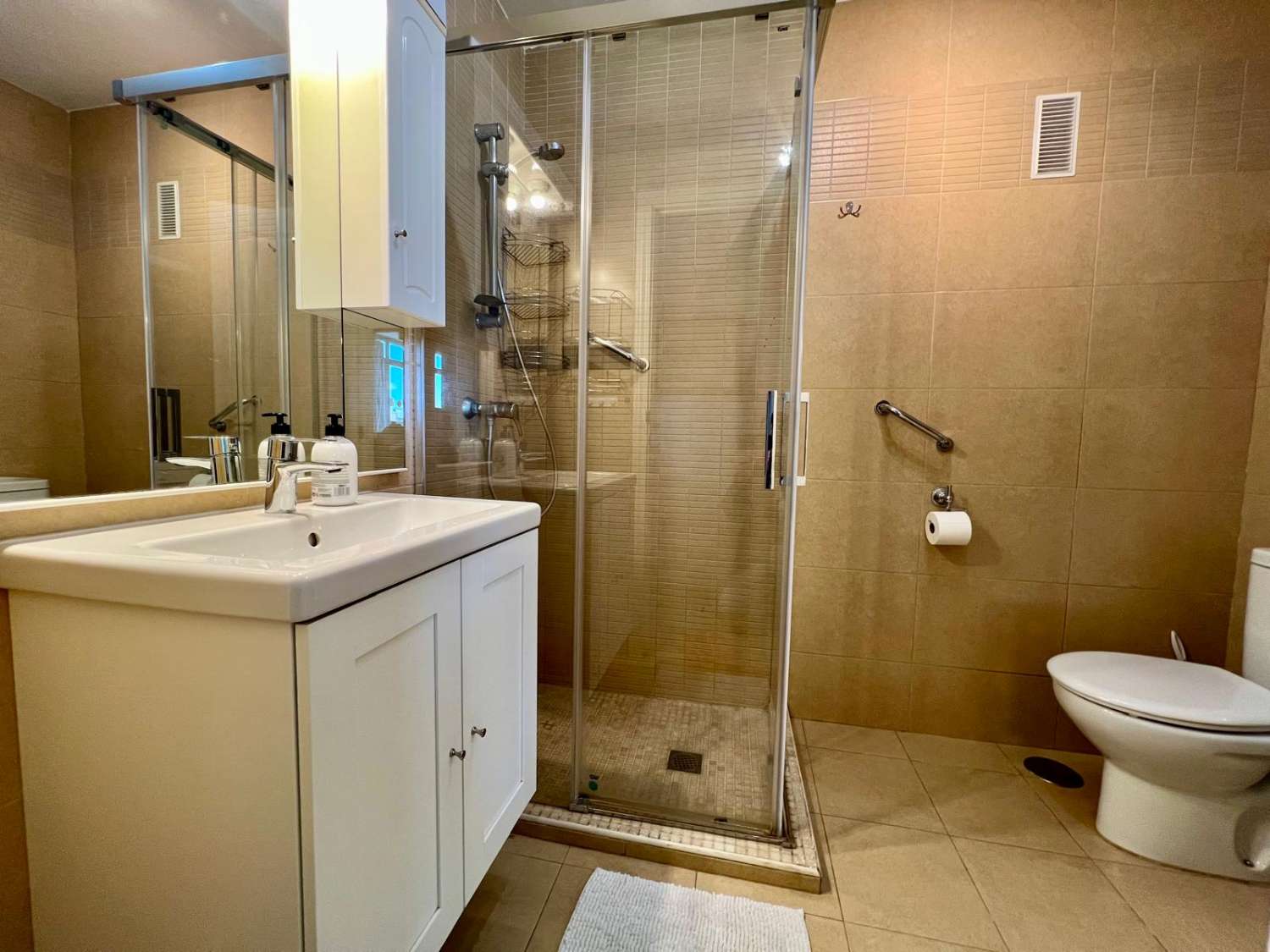 Apartamento en venta en Zona Puerto Deportivo (Fuengirola)