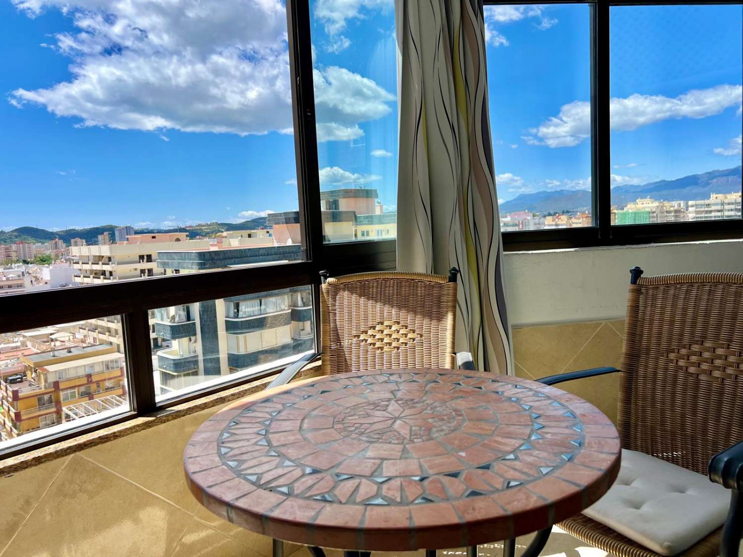 Apartamento en venta en Zona Puerto Deportivo (Fuengirola)
