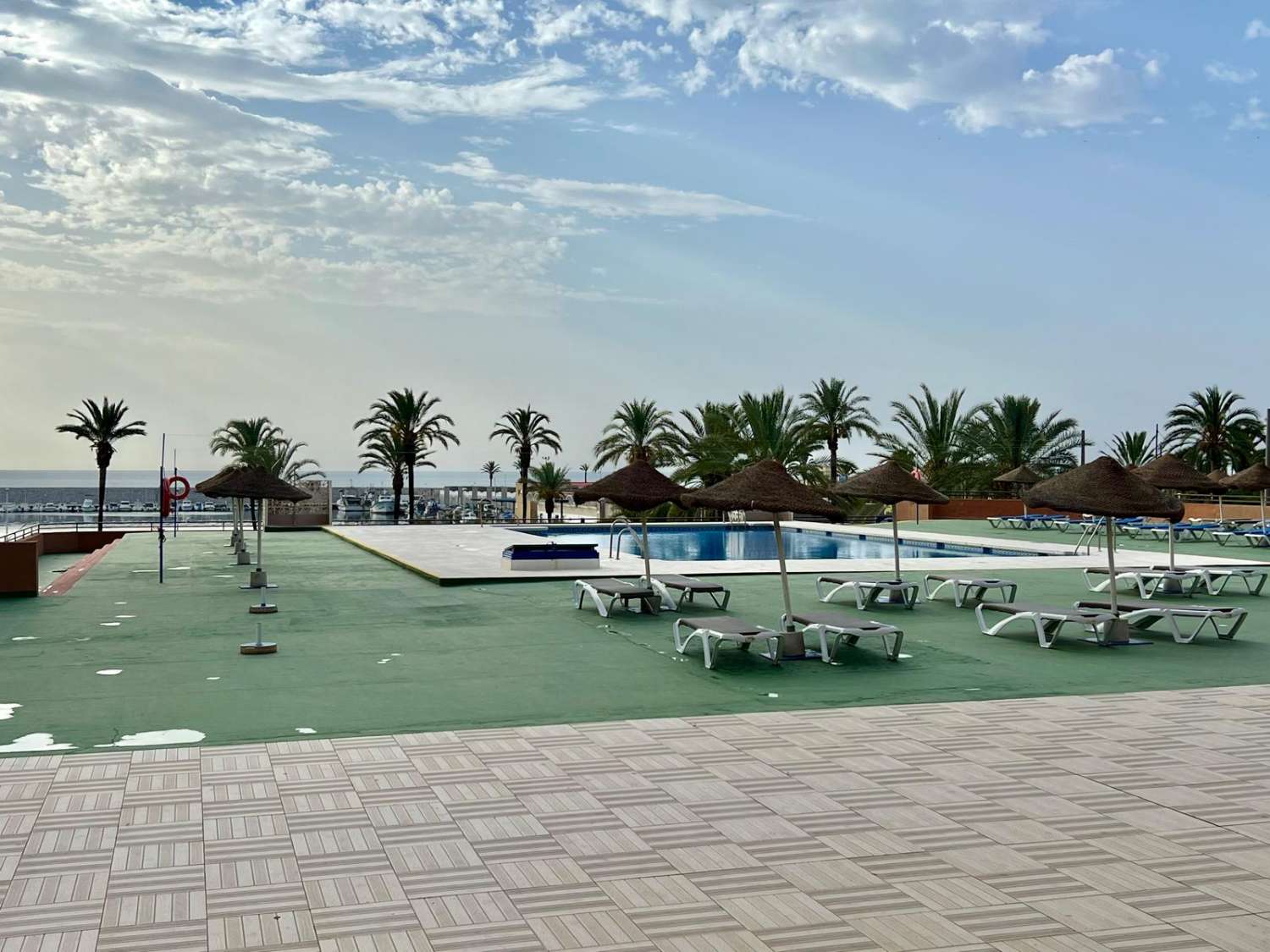 Apartamento en venta en Zona Puerto Deportivo (Fuengirola)