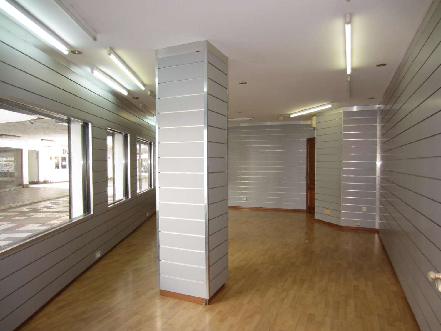 Geschäft zum verkauf in Zona Puerto Deportivo (Fuengirola)