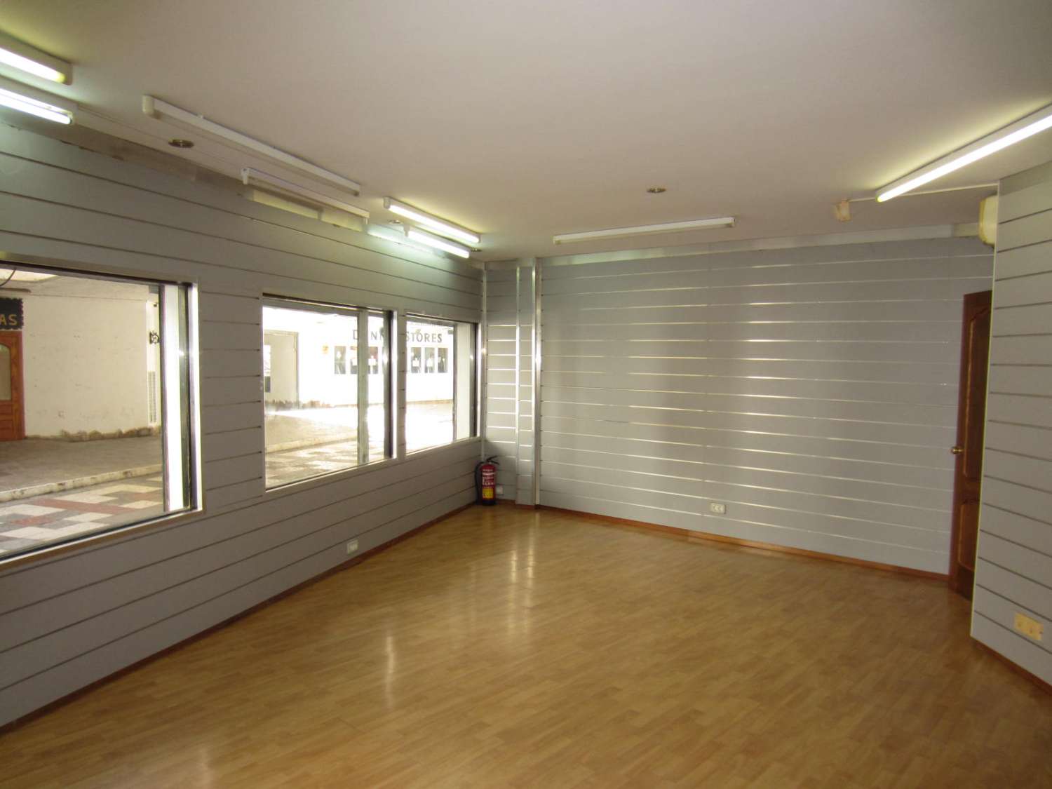 Geschäft zum verkauf in Zona Puerto Deportivo (Fuengirola)