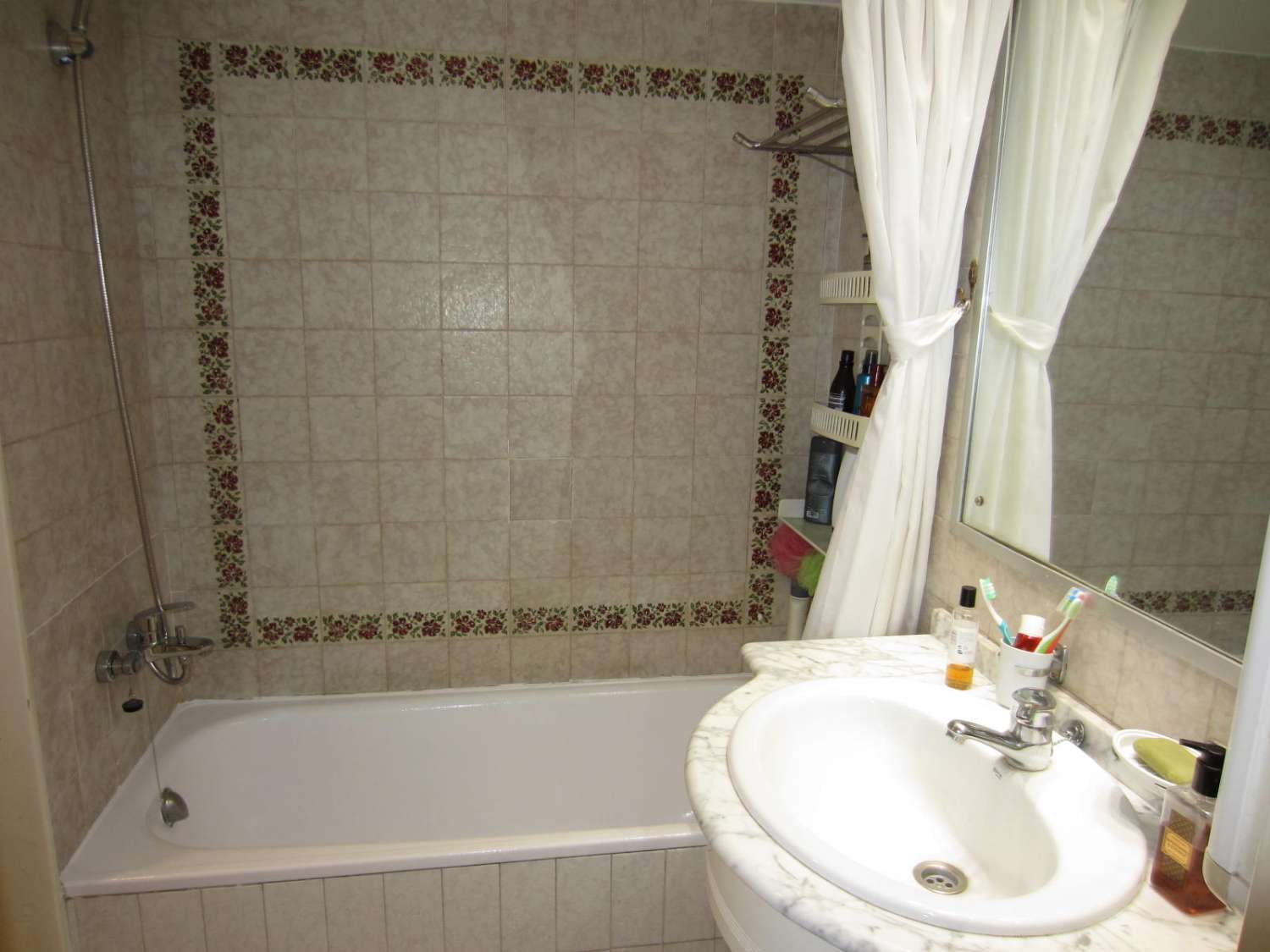 Apartamentua salgai in Zona Puerto Deportivo (Fuengirola)