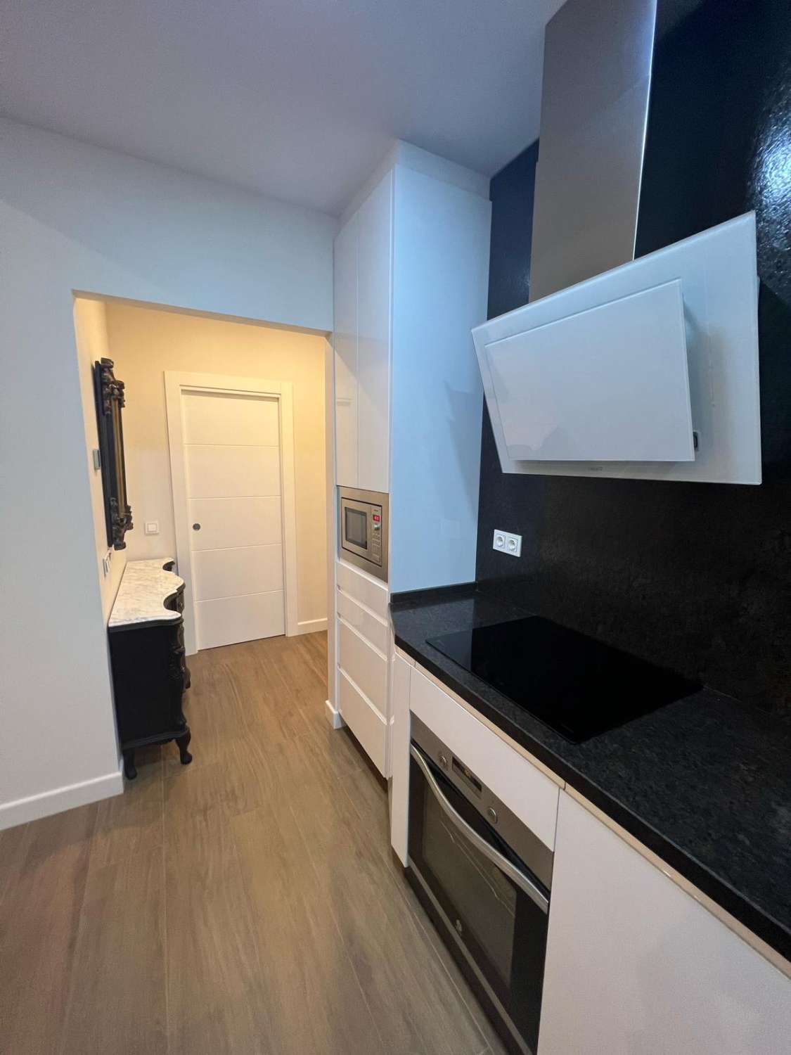 Apartamento en venta en Zona Puerto Deportivo (Fuengirola)