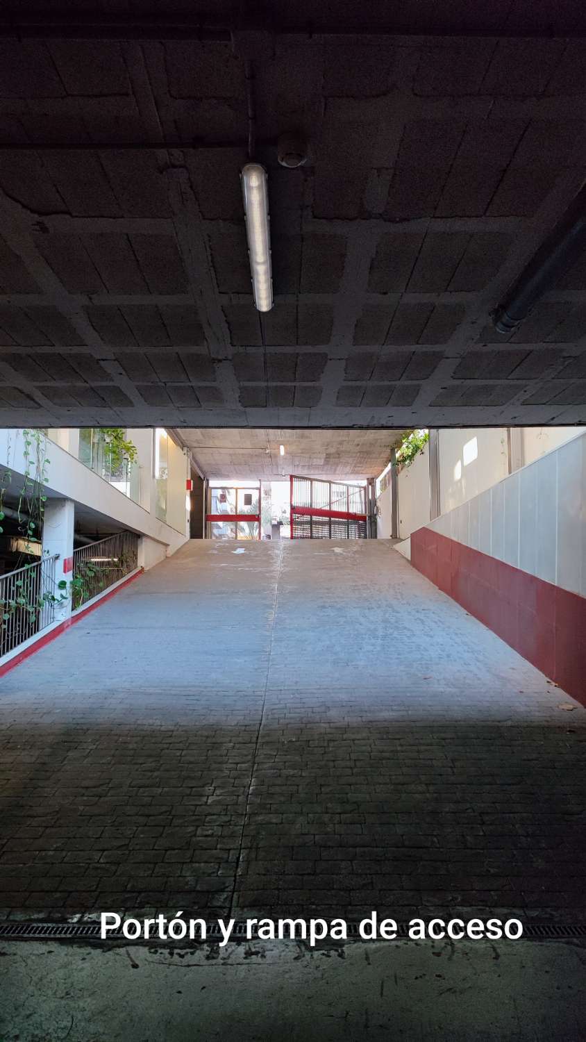 Garaje en alquiler en Zona Puerto Deportivo (Fuengirola)