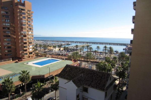 Apartamento en alquiler en Zona Puerto Deportivo (Fuengi...