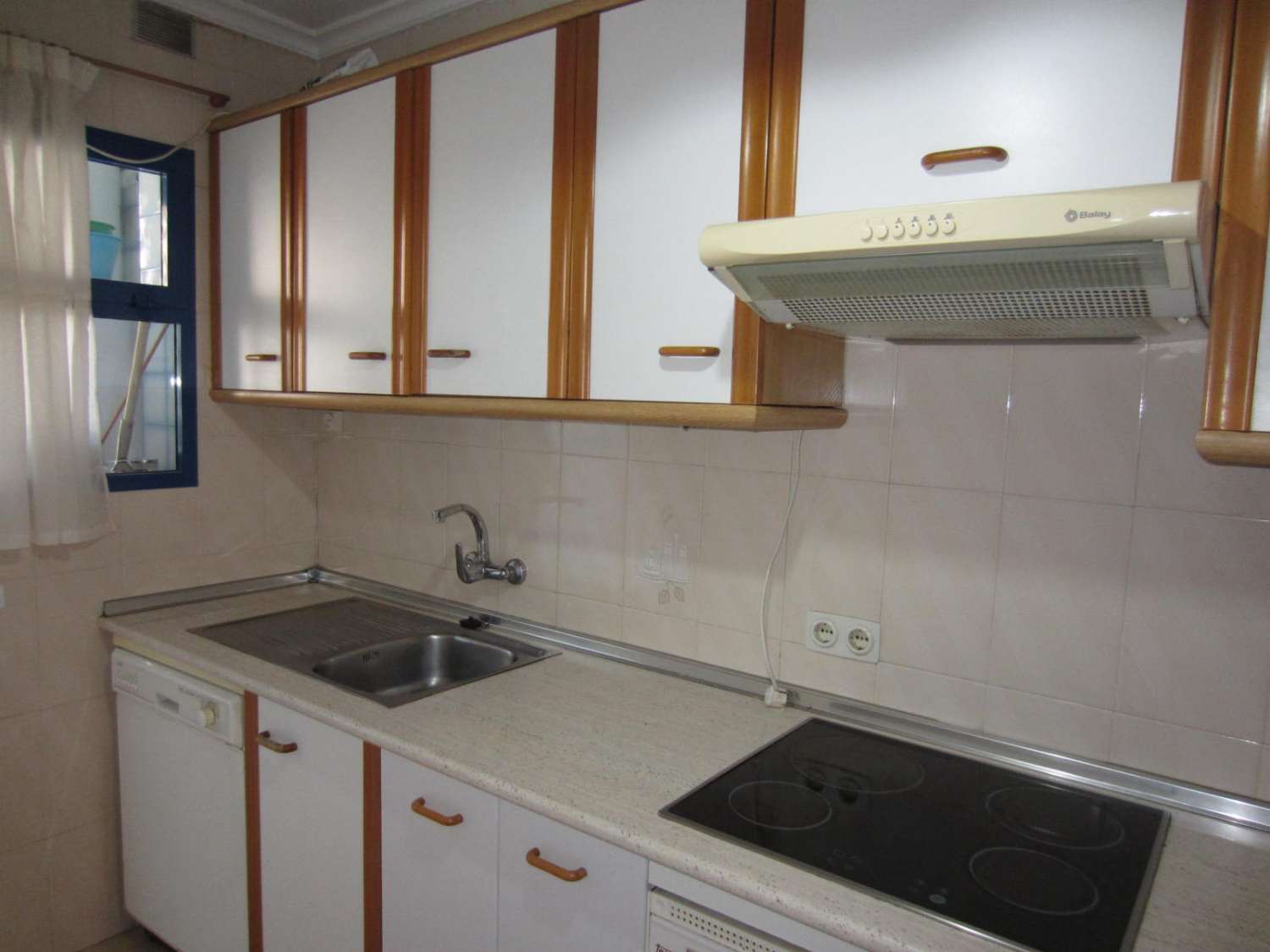 Våning till salu i Zona Puerto Deportivo (Fuengirola)