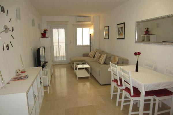 Flat for sale in Zona Puerto Deportivo (Fuengirola)