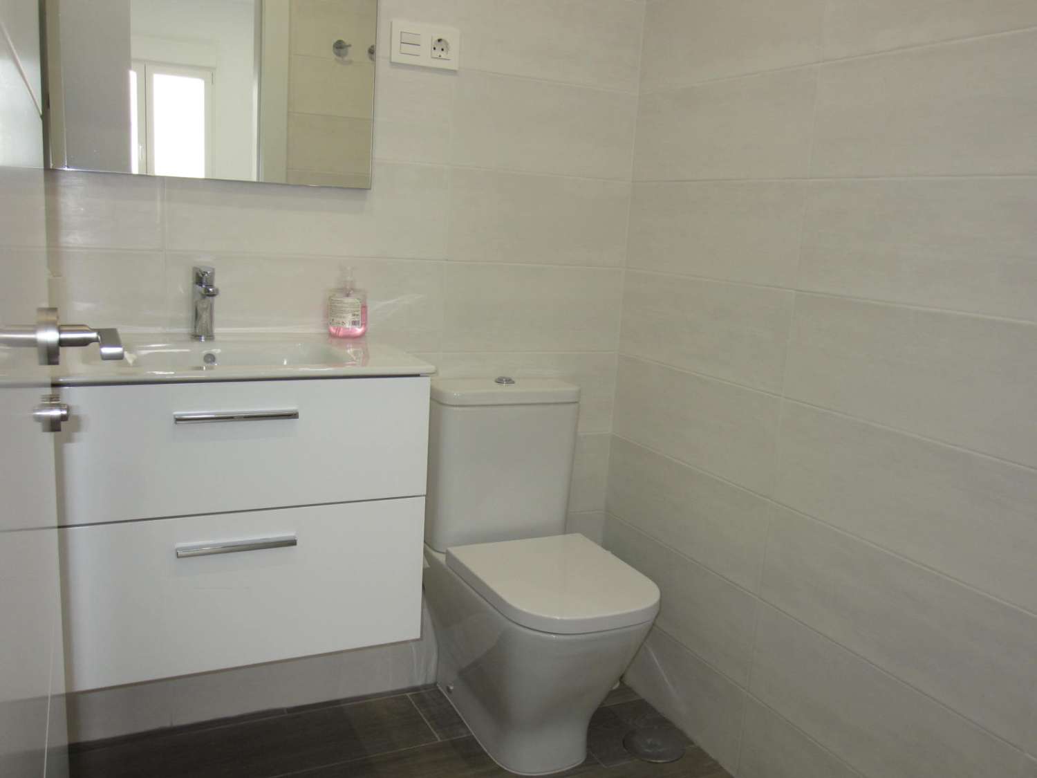 Apartamento en alquiler en Zona Puerto Deportivo (Fuengirola)