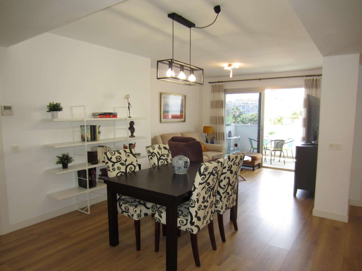 Apartamento en alquiler en Zona Sohail (Fuengirola)