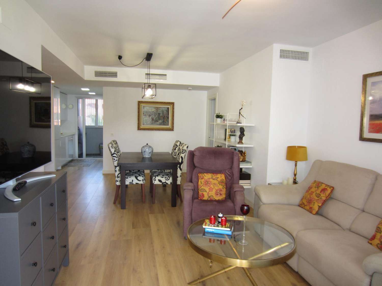 Apartamento en alquiler en Zona Sohail (Fuengirola)