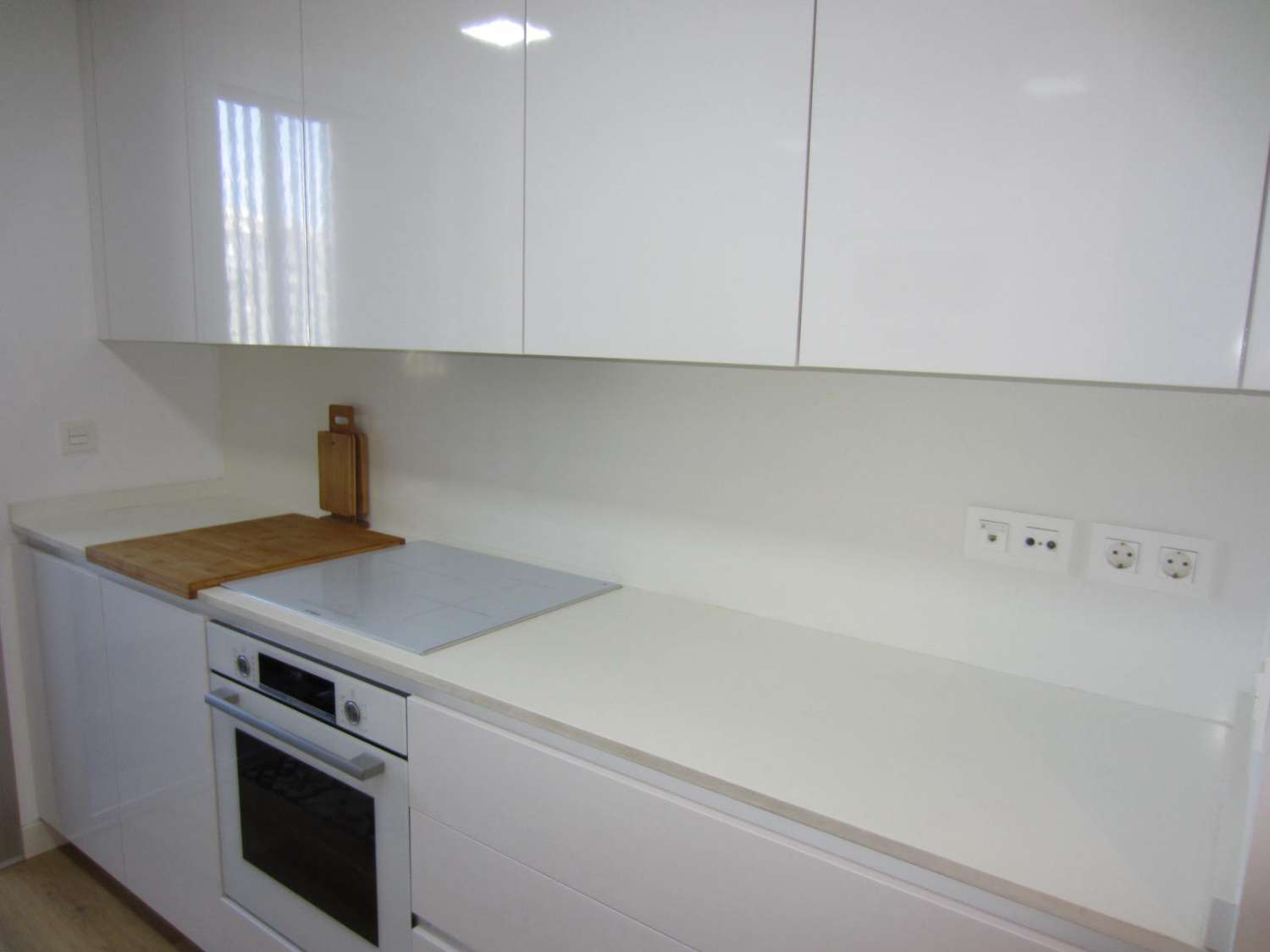 Apartamento en alquiler en Zona Sohail (Fuengirola)