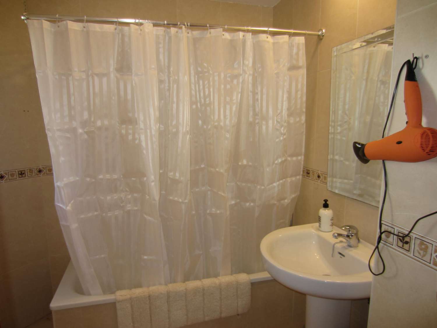 Apartamento en alquiler en Los Pacos (Fuengirola)