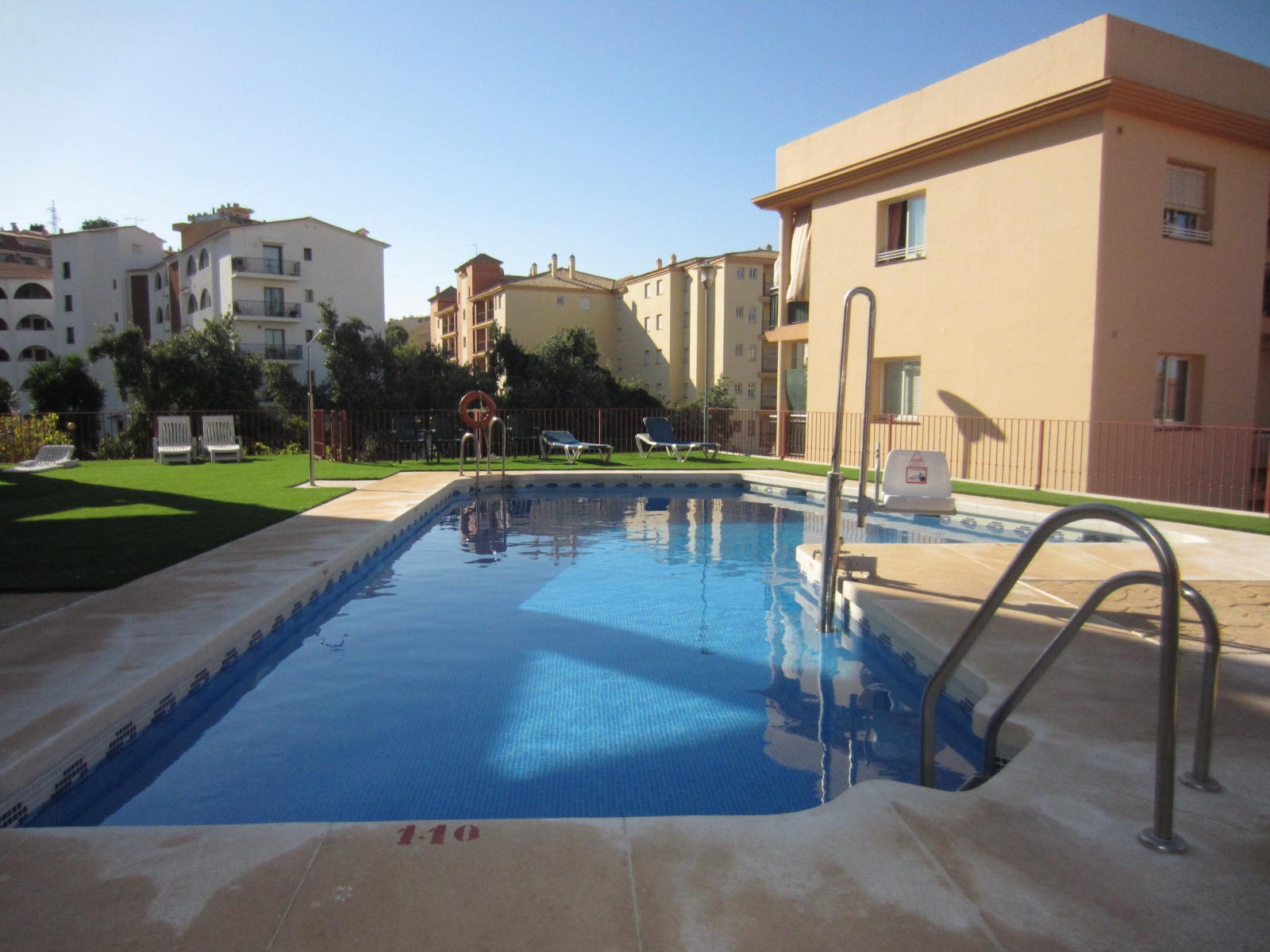 Apartamento en alquiler en Los Pacos (Fuengirola)