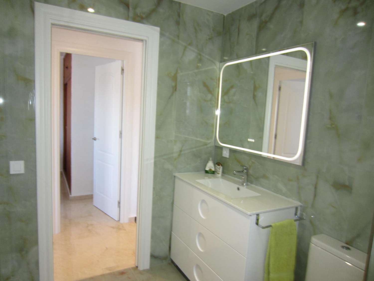 Apartamento en alquiler en Zona Puerto Deportivo (Fuengirola)